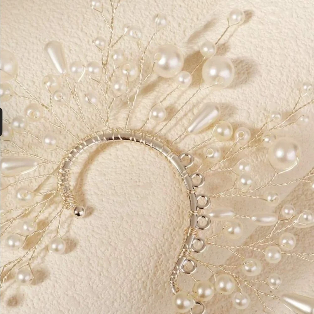 ✨NEW Elegant Pearl Ear Cuff